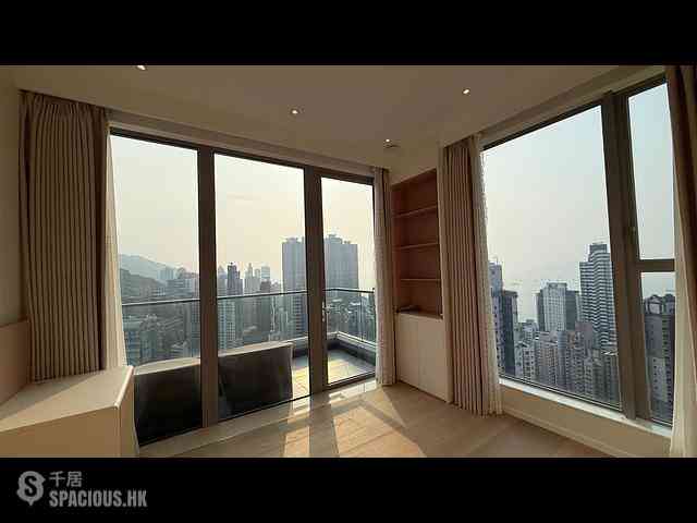 Sai Ying Pun - The Summa Block 1 13
