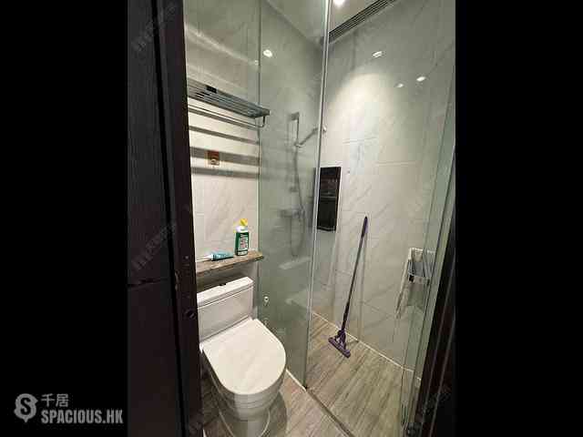Quarry Bay - Novum East 08