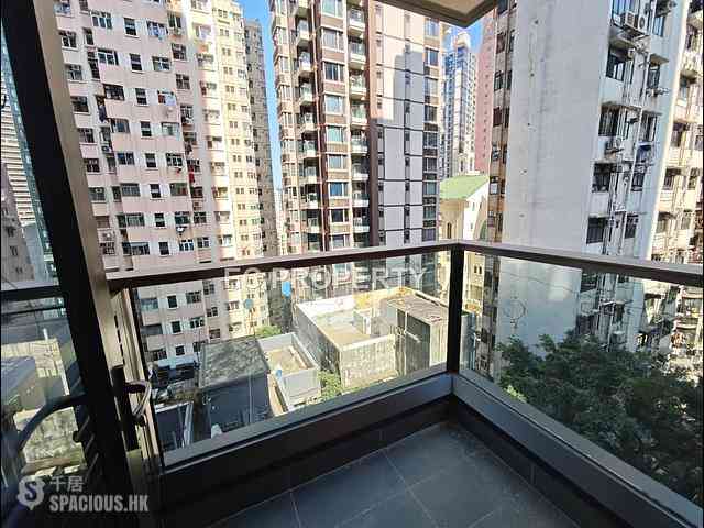 Shek Tong Tsui - The Hilltop 01