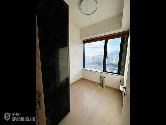 Kai Tak - K・Summit Tower 2B 07