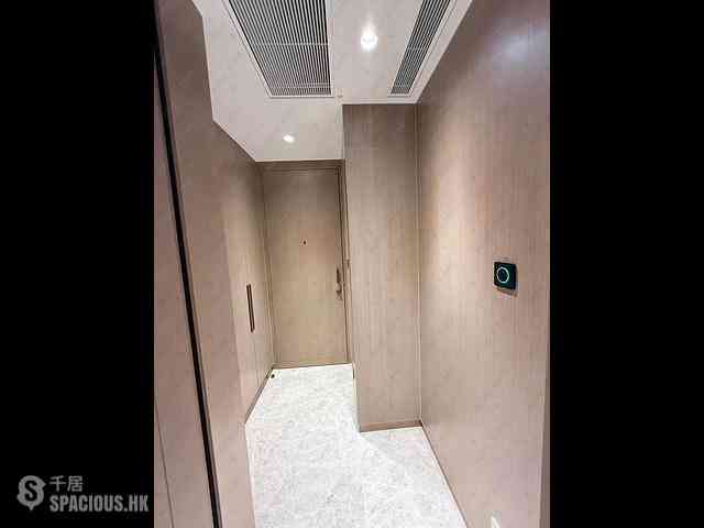 Kai Tak - Cullinan Harbour Phase 1 Tower 1 11