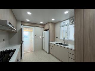 Chung Hom Kok - Hillgrove 07