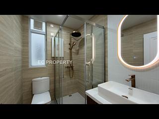 Chung Hom Kok - Hillgrove 10