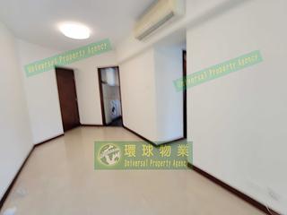 Kennedy Town - The Merton Tower 2 03