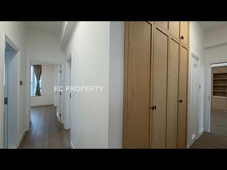 Chung Hom Kok - Hillgrove 12