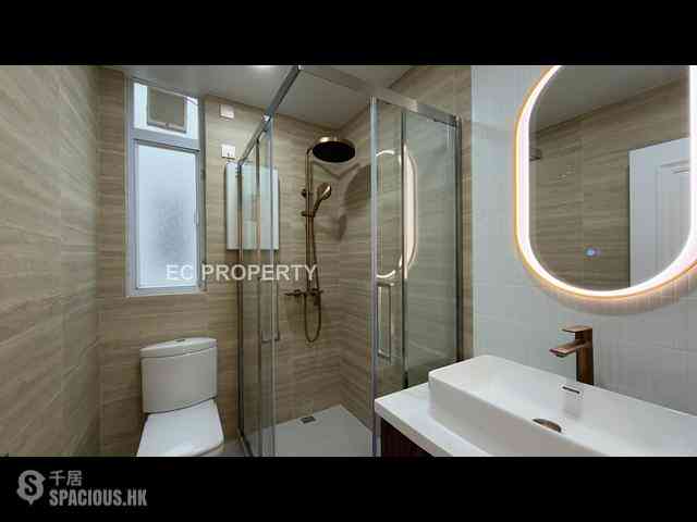 Chung Hom Kok - Hillgrove 14