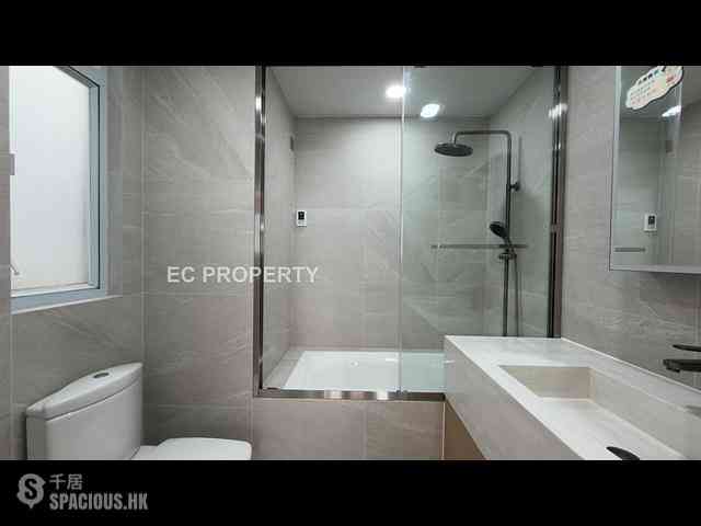Chung Hom Kok - Hillgrove 13