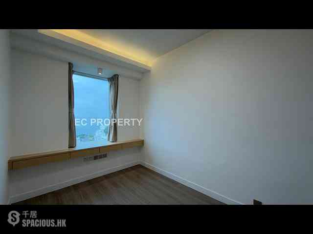 Chung Hom Kok - Hillgrove 18