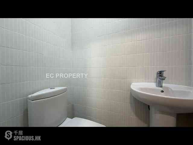 Chung Hom Kok - Hillgrove 21