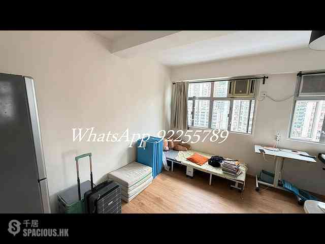 Sai Ying Pun - Tung Cheung Building 02
