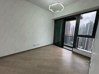 Kai Tak - Upper Riverbank Tower 2 03