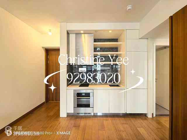 Happy Valley - The Aster (Resiglow) 03
