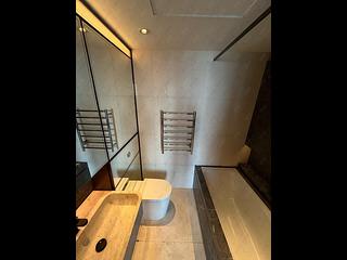 Mid Levels Central - Arezzo 23