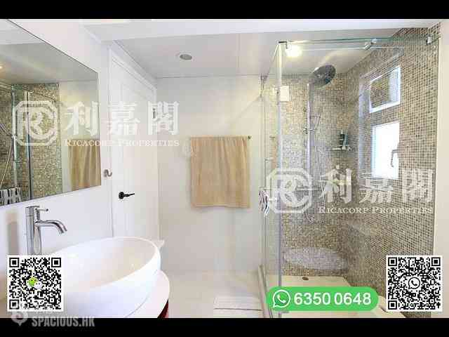 Clear Water Bay - Tai Au Mun 12
