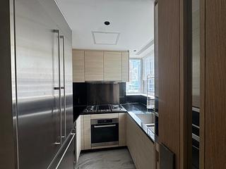 Sai Ying Pun - The Summa 05