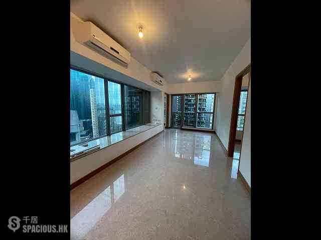 Causeway Bay - Diva 06