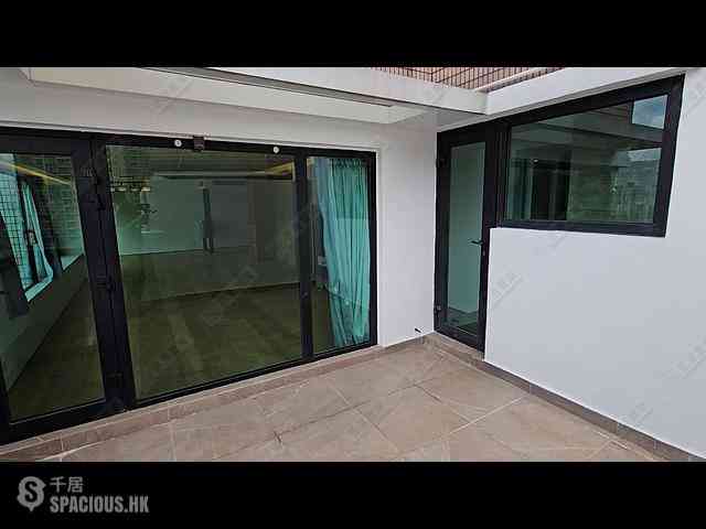 Yau Ma Tei - King's Park Villa 05