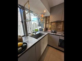 Yau Ma Tei - King's Park Villa 17