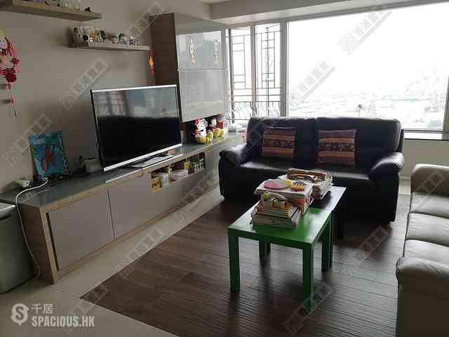 West Kowloon - Sorrento 01
