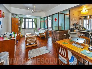 Mui Wo - SILVER CENTRE BUILDING 04