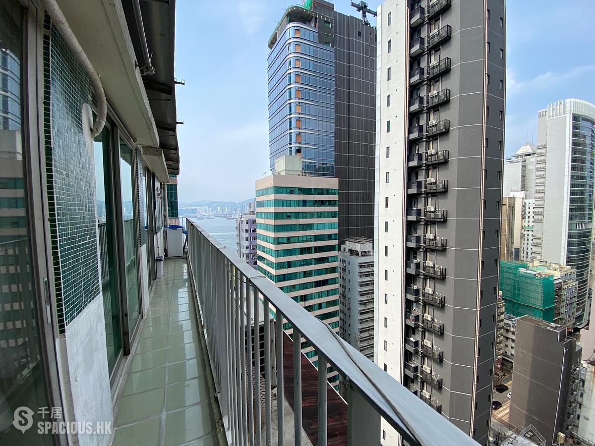 Sai Ying Pun - Sing Fai Building 01
