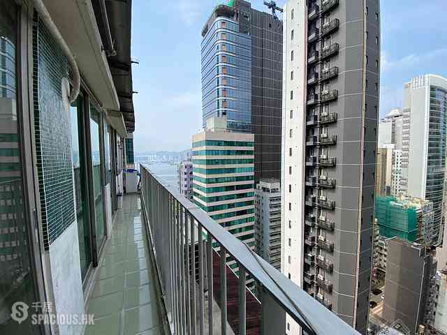 Sai Ying Pun - Sing Fai Building 01