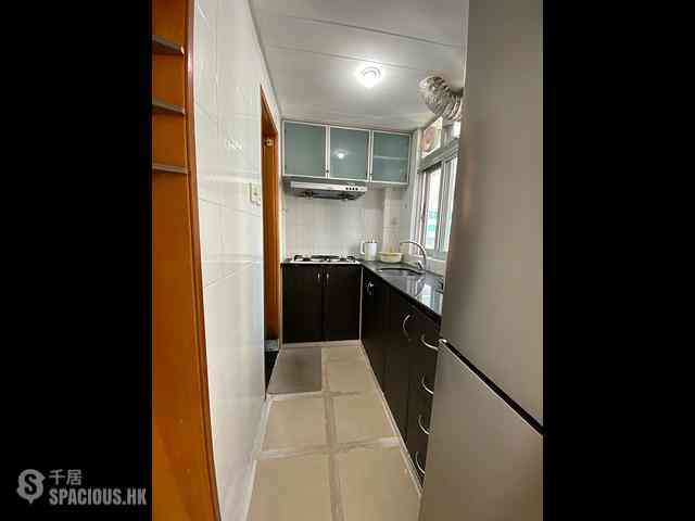 Sai Ying Pun - Sing Fai Building 06