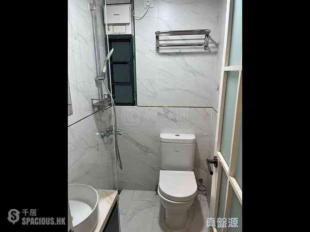 Wan Chai - Royal Court 12