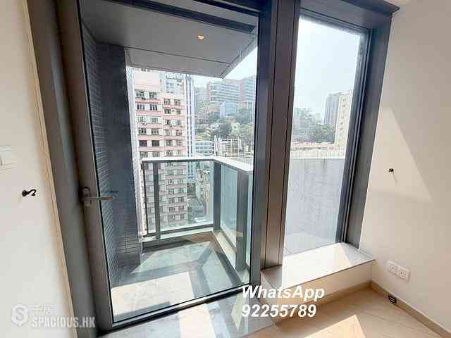 Shek Tong Tsui - Novum West 02