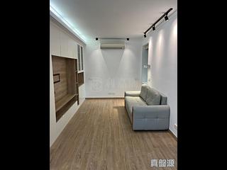 Wan Chai - Royal Court 04