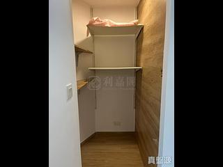 Wan Chai - Royal Court 10