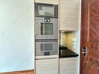 Wan Chai - The Avenue Phase 2 Block 2 10