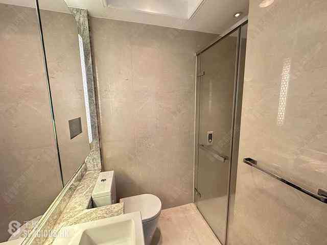 Wan Chai - The Avenue Phase 2 Block 2 12