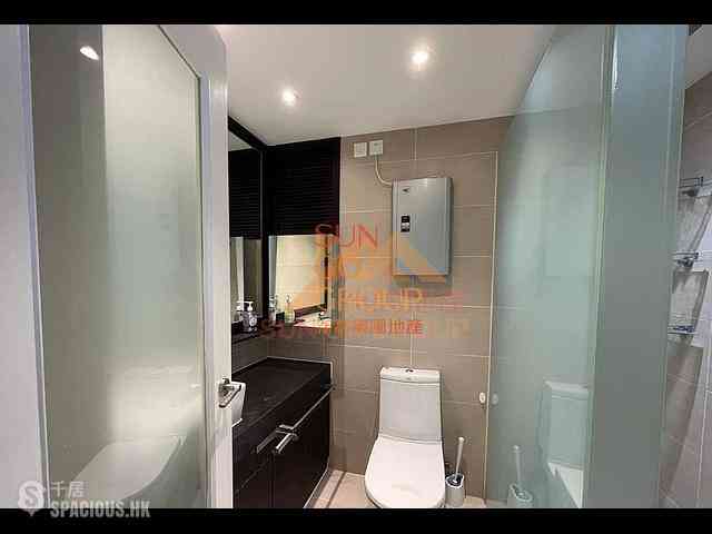Mid Levels Central - Robinson Crest 07