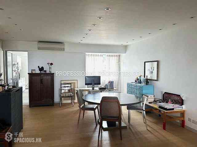 Stubbs Road - Villa Monte Rosa 03