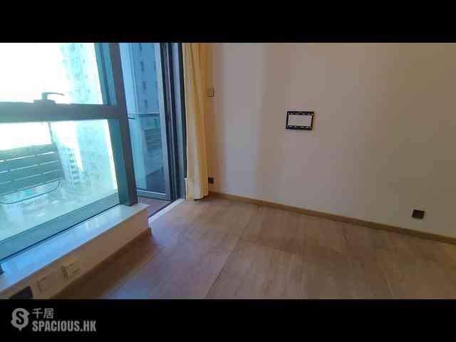 Sai Ying Pun - Two・Artlane 03