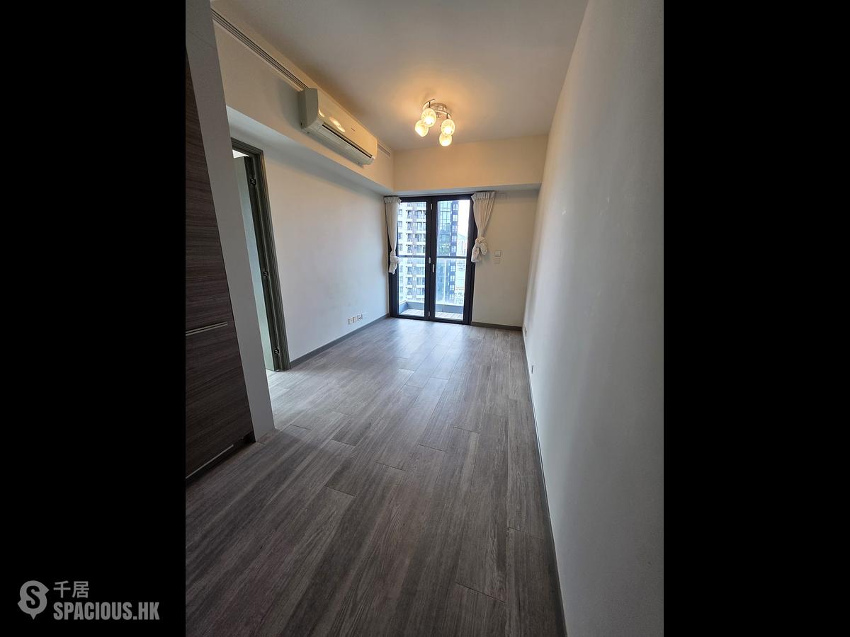 Shau Kei Wan - Le Riviera 01