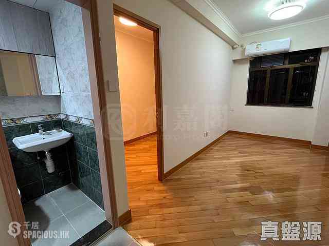 Causeway Bay - Kui Lee Building 05
