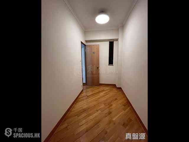 Causeway Bay - Kui Lee Building 06