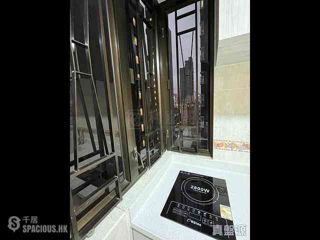 Causeway Bay - Kui Lee Building 08