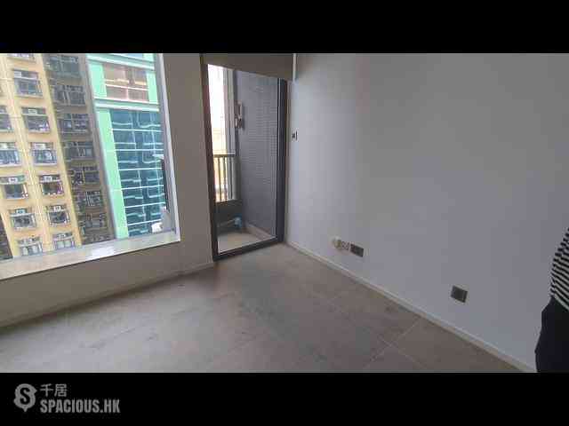 Sai Ying Pun - Bohemian House 03