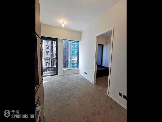 Sai Ying Pun - Bohemian House 02