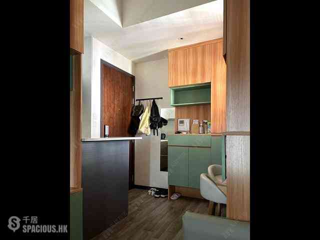 Sheung Wan - AVA128 05