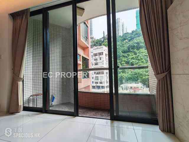 Happy Valley - Celeste Court 02