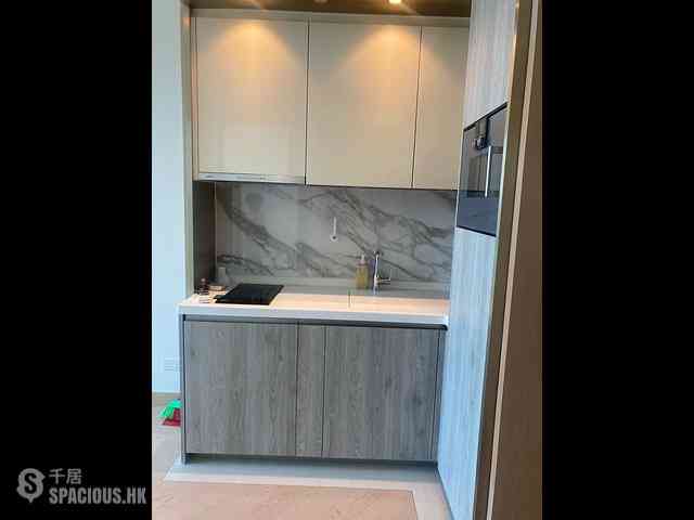 Cheung Sha Wan - Grand Victoria Phase 1 Grand Victoria I Tower 3B 06
