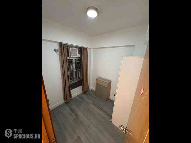 Wan Chai - Pak Ling Building 03