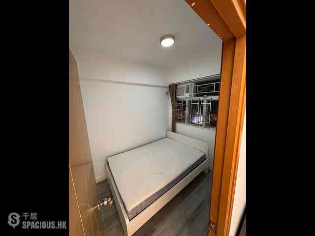 Wan Chai - Pak Ling Building 04
