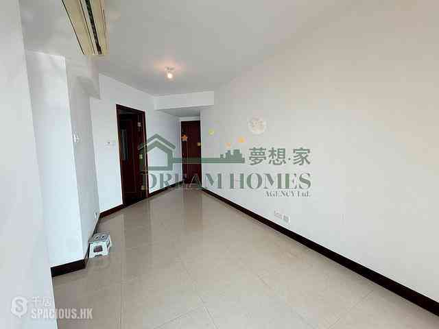 Kennedy Town - The Merton 06