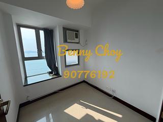 Kennedy Town - The Merton Tower 2 06