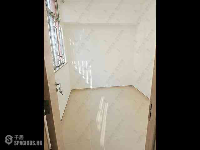 Causeway Bay - Hin Wah Building 04